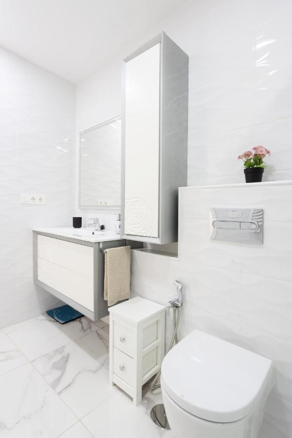 Home2Book Center Apartment Santa Cruz, Wifi المظهر الخارجي الصورة